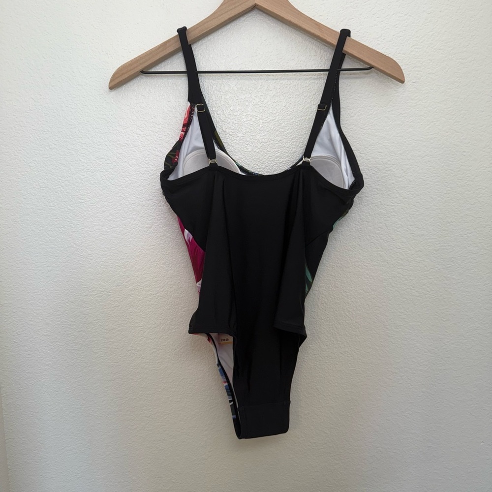 NEW! Kona Sol Floral One Piece Floral Swimsuit Size Small - Picture 3 of 9
